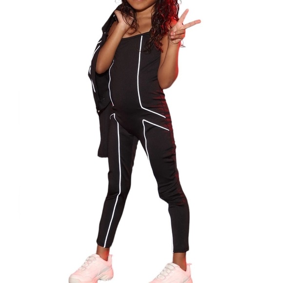 Mini Survival Mode 2 Piece Jumpsuit - Black
New - Picture 2 of 5
